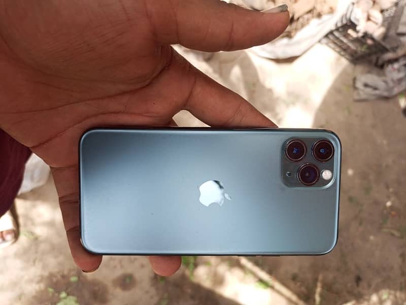 iphone 11 pro 256 GB pta non all ok 1