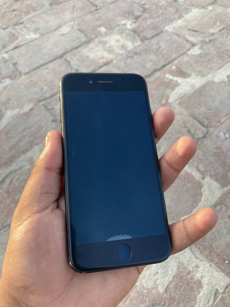 Iphone 7 (128gb) non pta 1