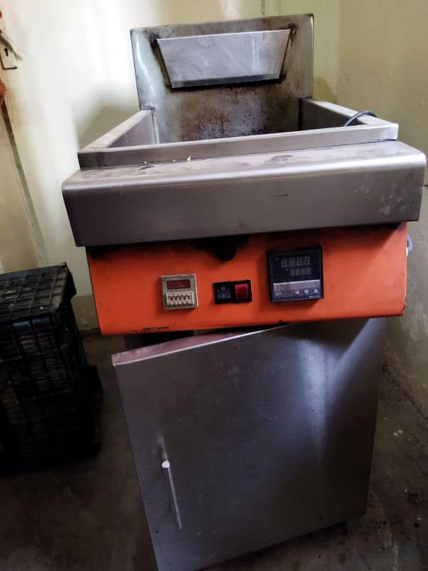 Pizza and Fastfood equipments 2