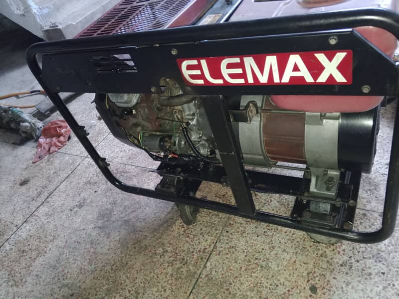 Note: Location Peshawar City  9.5 KVA Honda Elemax Japani generator i 3