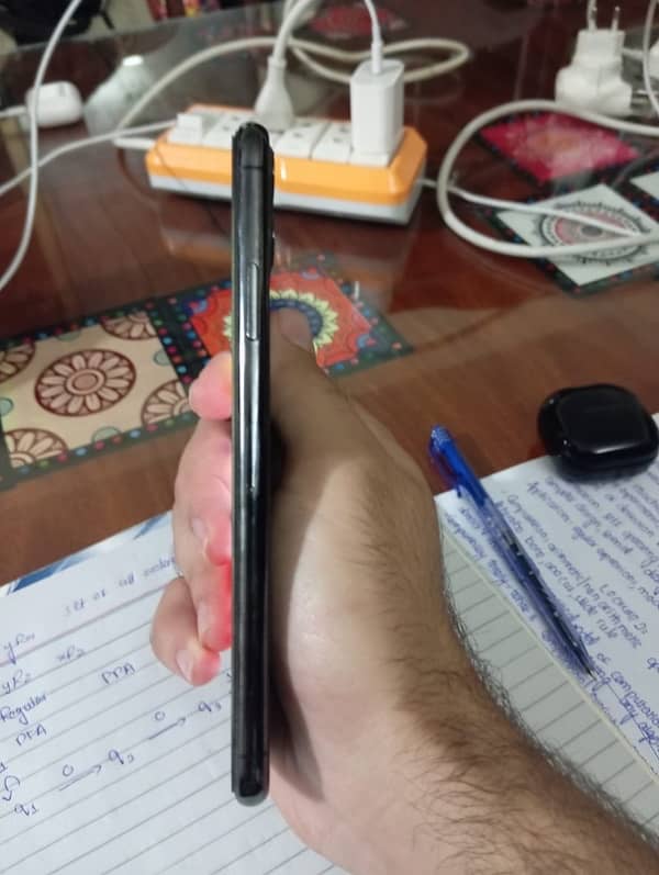 Iphone 11 Pro Max PTA Approved Waterpack 10/10 3