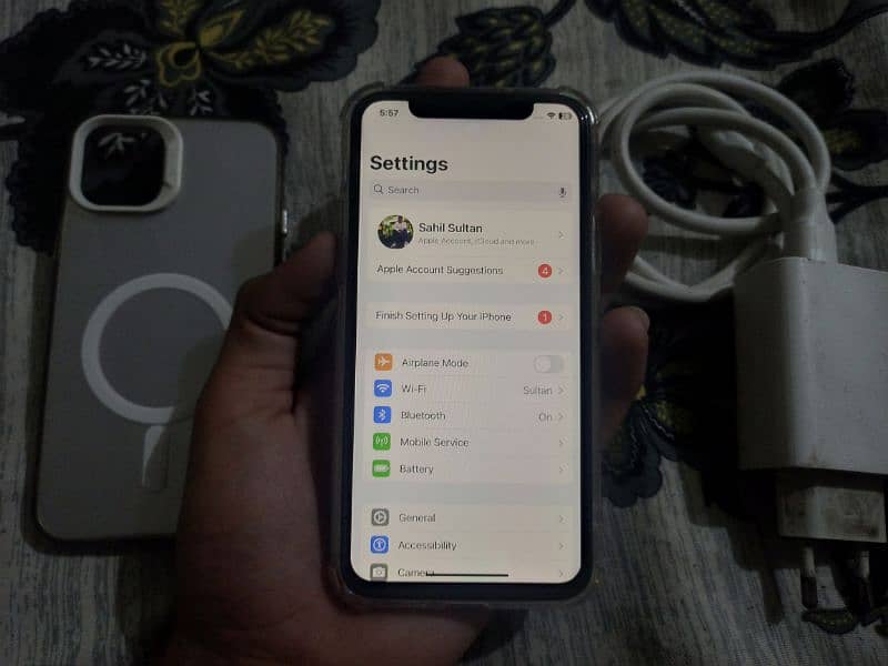 Apple iPhone 11 Pro Gold Factory Unlocked 64 Gb With Charger 6