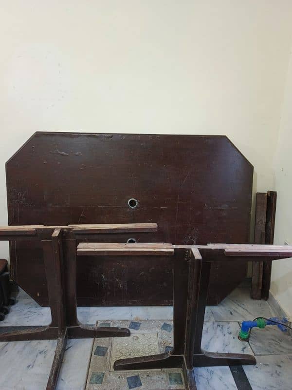 Dining Table 0