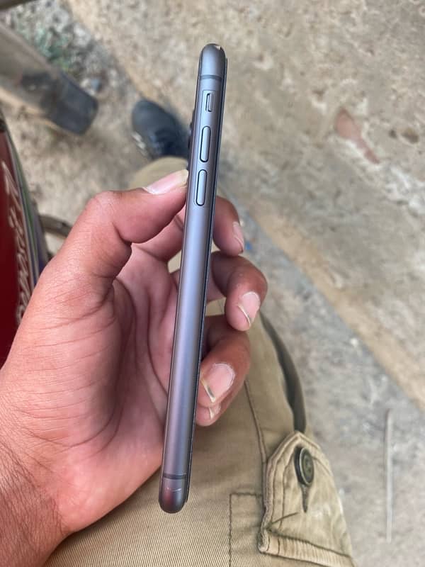 iphone 11.10/10.6 month apple warranty. 9