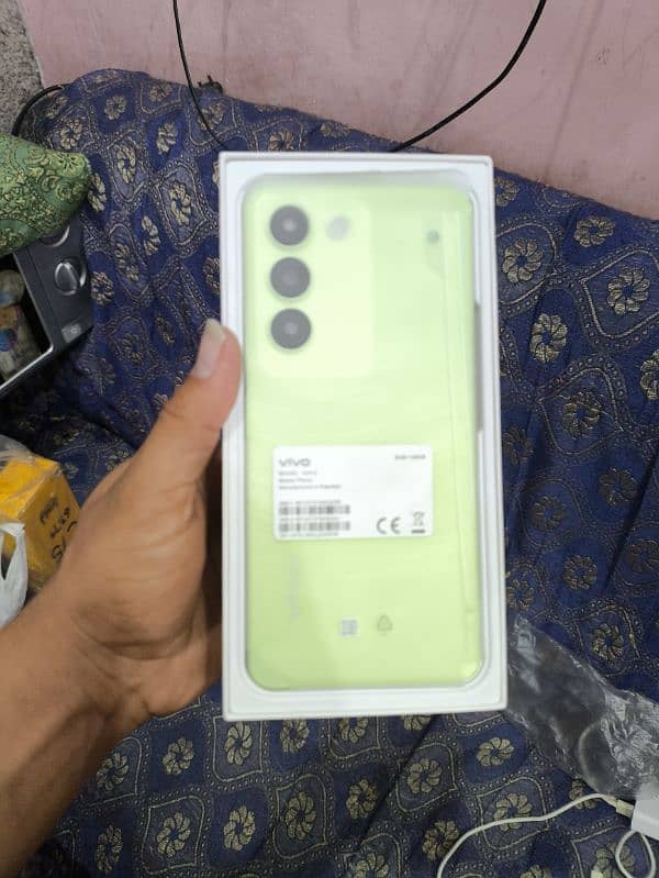 Vivo Y100 8+8/128 just box open 1
