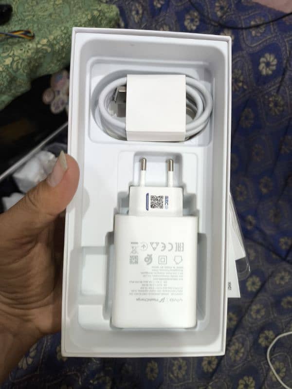 Vivo Y100 8+8/128 just box open 2