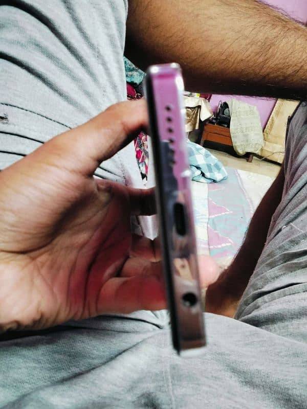 Techno camon 20.8/256 4
