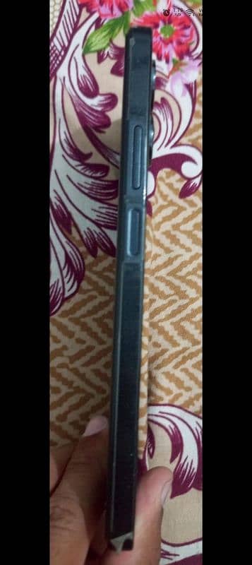 realme C51 6 / 128 for urgent sale dm for more less 4