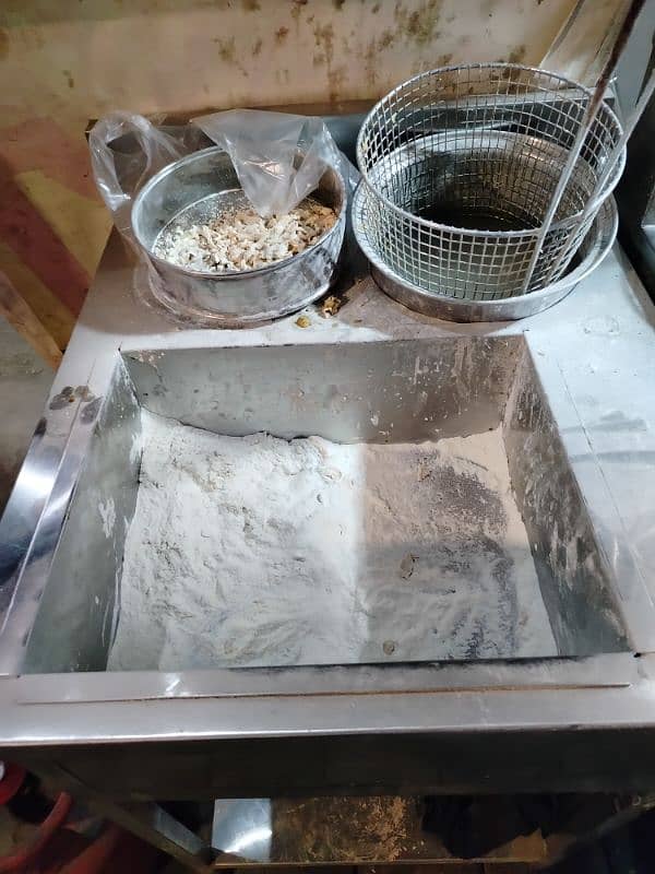 pizza oven for sale 1 lac only 3