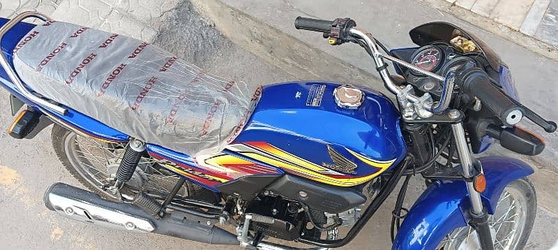 Honda pridor. . . good condition 1