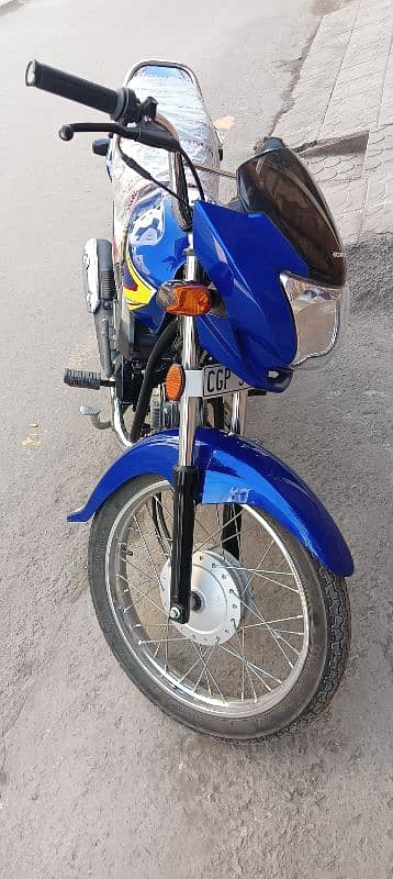 Honda pridor. . . good condition 2