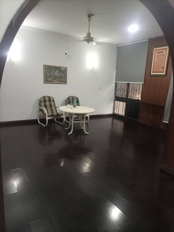 1 kanal House silent office only mian road ka sth 12