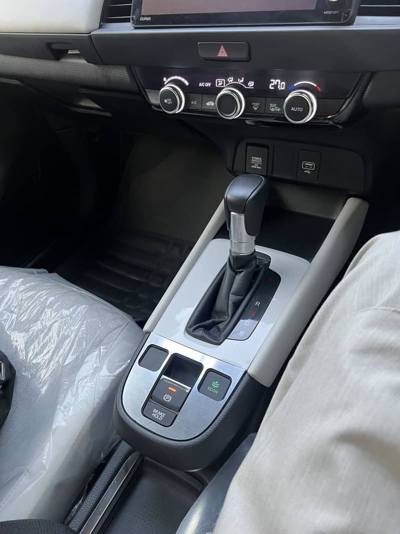 Honda FIT 2020 New Shape in Excellent Condition 12