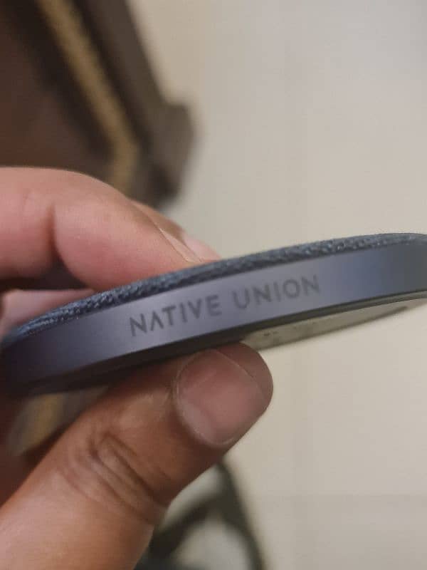 Native Union Drop Fast Wireless Charger Compatible iphone & Android 5
