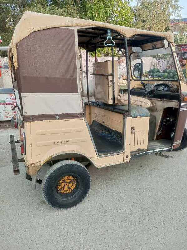 urgent selling full geniuion sazgar 2016 with clear documents 7
