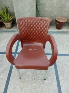 plastic 6 brown relaxo chairs