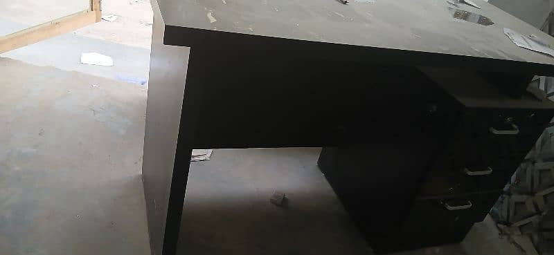 office table 0