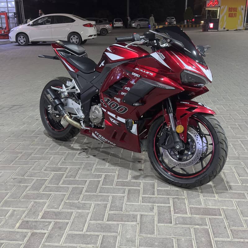 DUGATI 400 cc 3