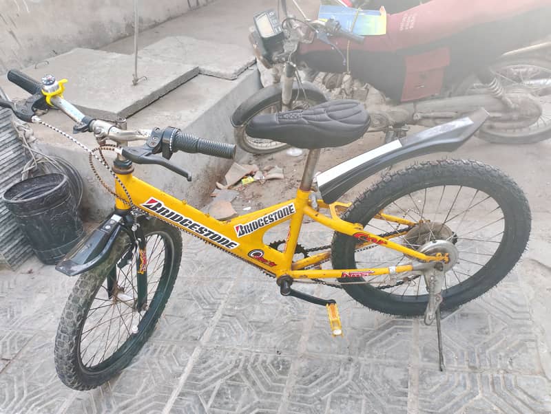 Offer 2 cycle gear and normal 22000Rs 0