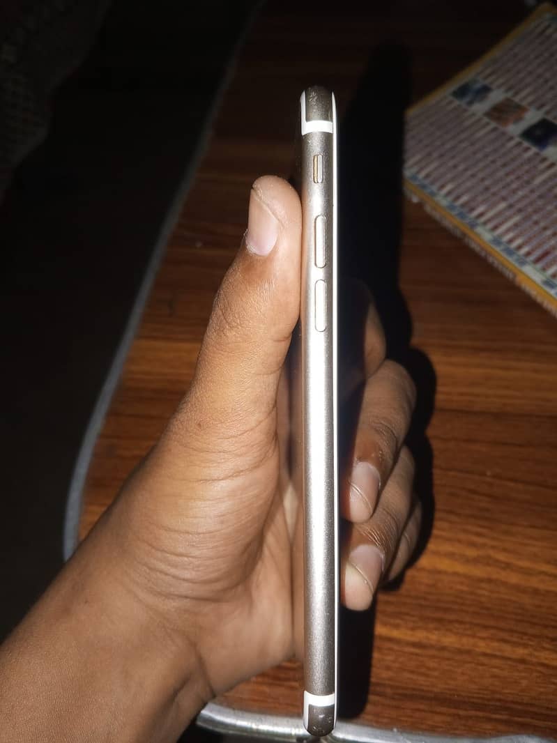 Iphone 7 non pta 32gb(Exchange Possible) 0
