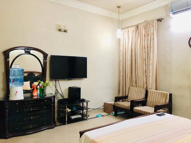 10 Marla House For Sale Facing Park B Block Fasial Town Out Class Condition 5