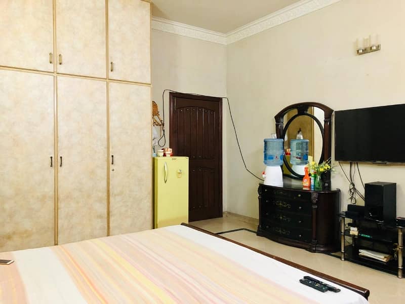 10 Marla House For Sale Facing Park B Block Fasial Town Out Class Condition 7