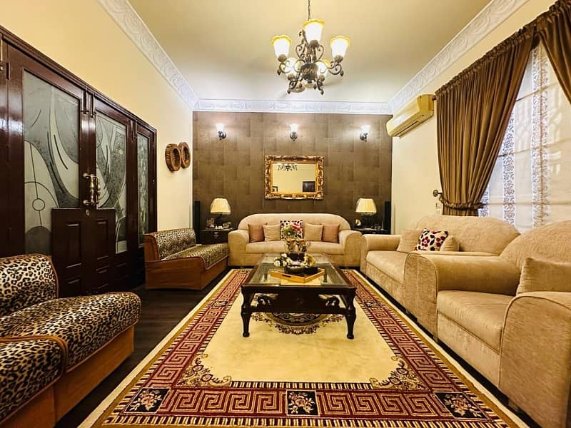 10 Marla House For Sale Facing Park B Block Fasial Town Out Class Condition 9