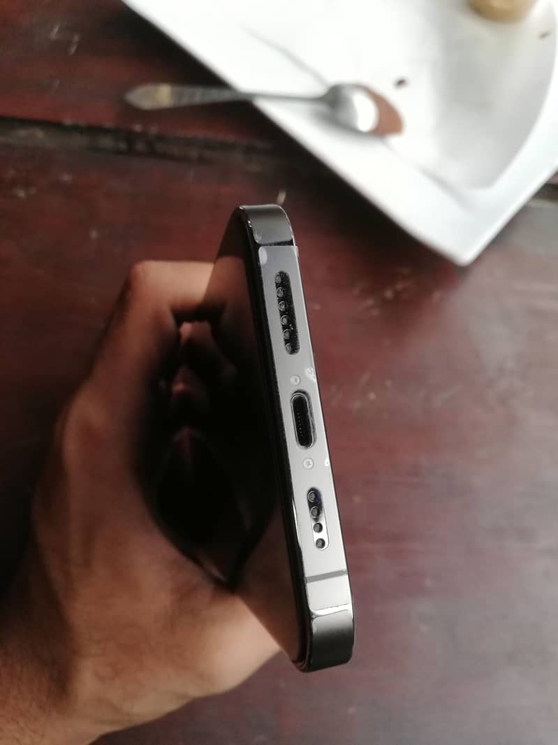 iPhone 13 pro max 256gb PTA approved 1