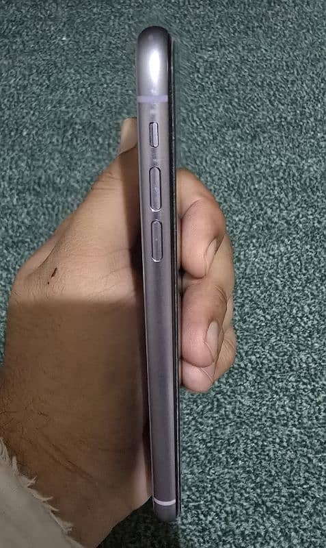 Apple iPhone 11 1