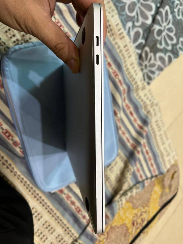 MacBook Pro 2020 – M1 Chip – 8GB RAM | 512GB SSD | Touch Bar 7
