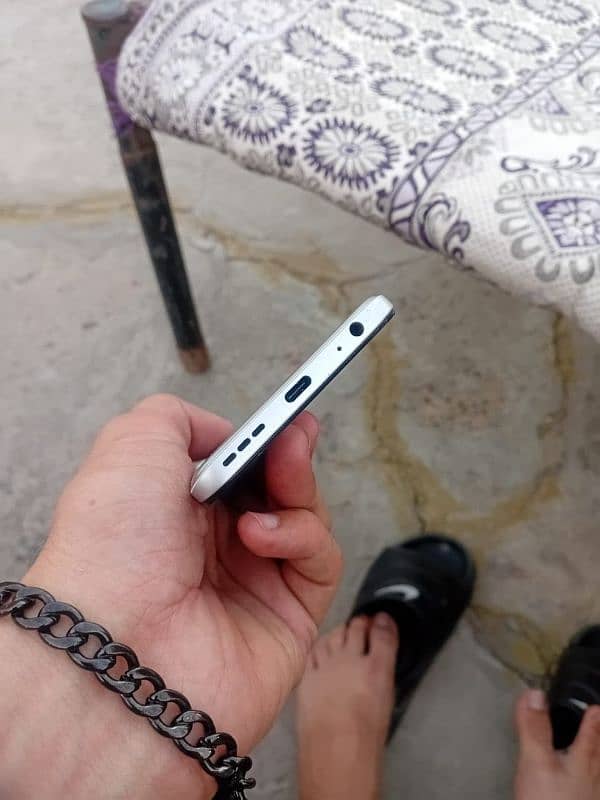 motrola G32 Dual sim approved 6/128 koi msla fault nhi 0