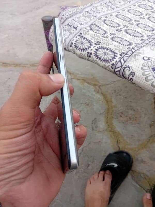 motrola G32 Dual sim approved 6/128 koi msla fault nhi 3