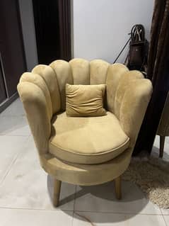 Coffee chairs with table