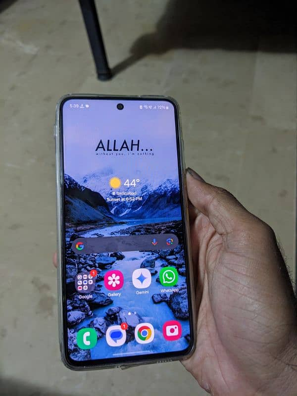 Samsung S21 FE 1