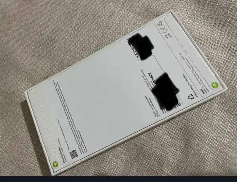 I phone is 16 pro max 256 by 4