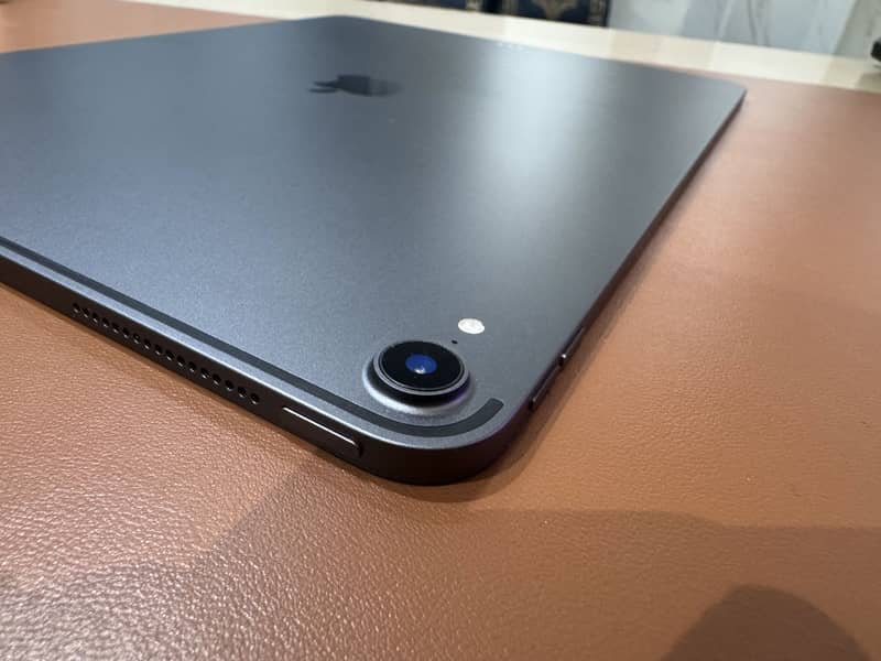 Ipad pro 12.9 256gb 3rd generation 5