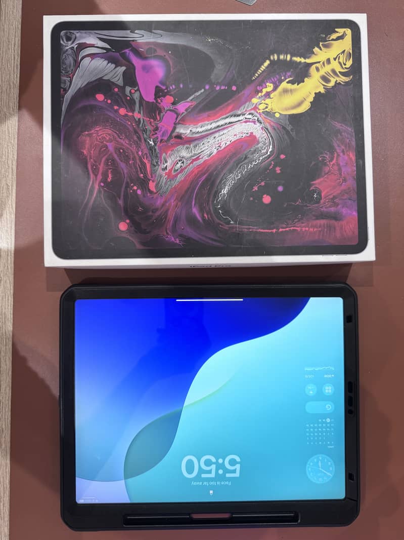 Ipad pro 12.9 256gb 3rd generation 11