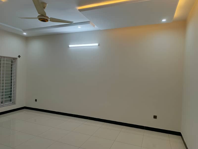 14 Marla Beautiful Ground Portion Available For Rent 2