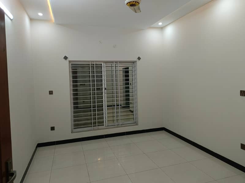 14 Marla Beautiful Ground Portion Available For Rent 6