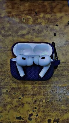 Ear