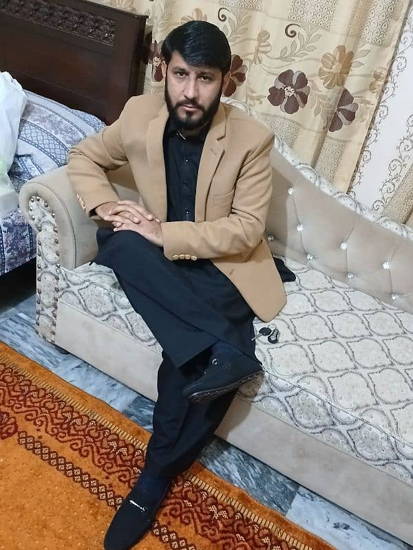 I am driver ltv license in isb 15 years experience 4