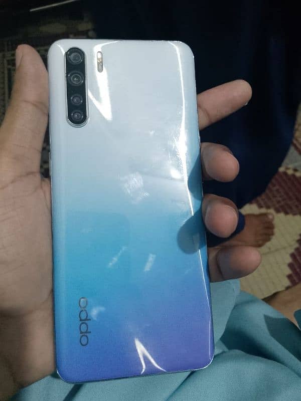 Oppo F15 8/256 1