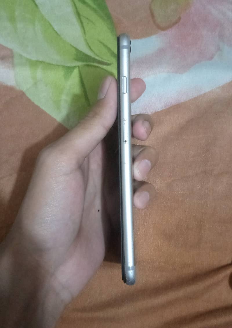 Iphone 6s Plus PTA approved LLA Model 32 gb 6