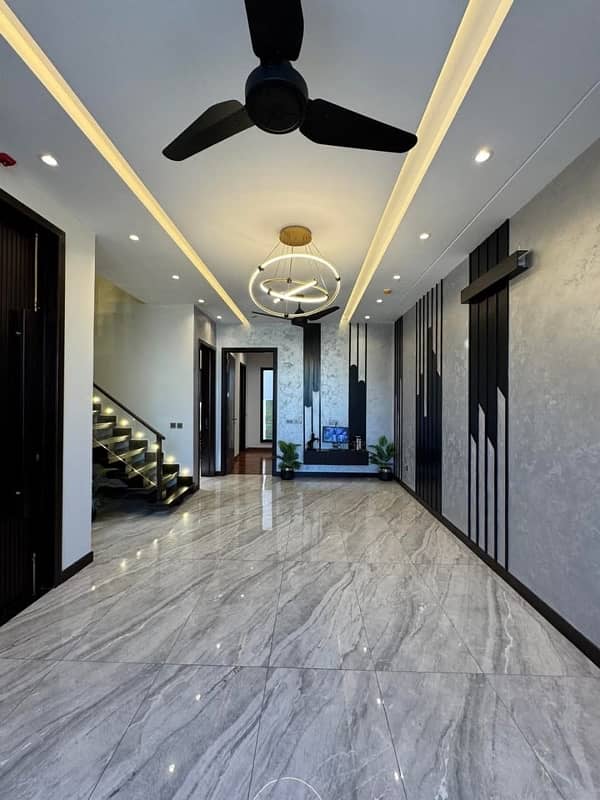 5 MARLA BRAND NEW 3 BEDROOM HOUSE AVAILABLE FOR RENT 2