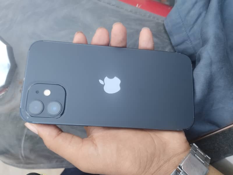 Iphone 12 for sale 64 gb 10/10 condition 1