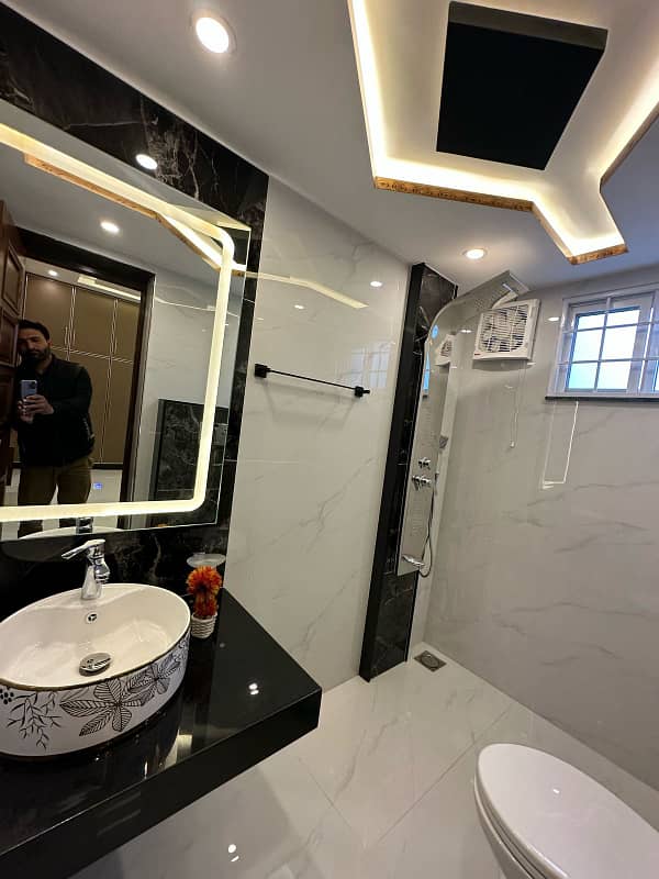 8 Marla Brand new House For Sale In Usman Block Bahria Town Lahore 10