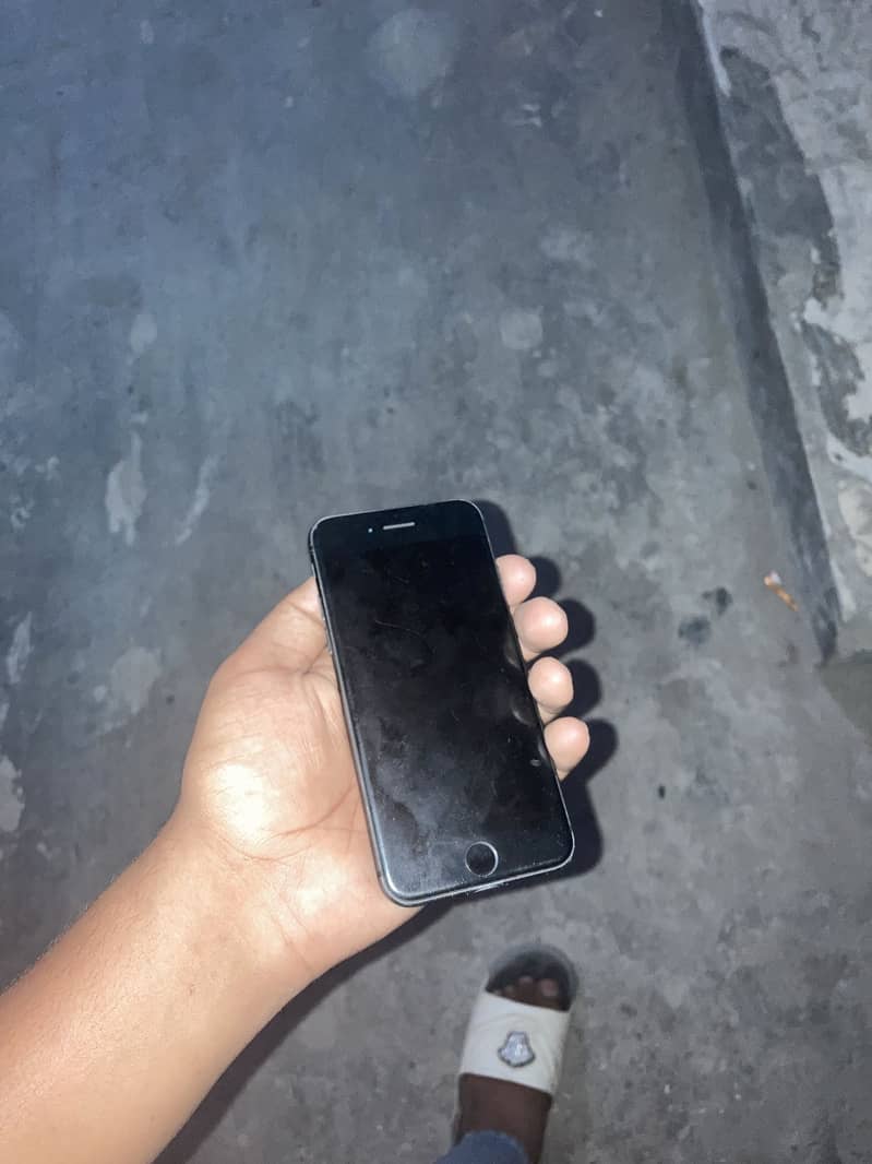 iPhone 8 non pta 100 only sale no exchange 4