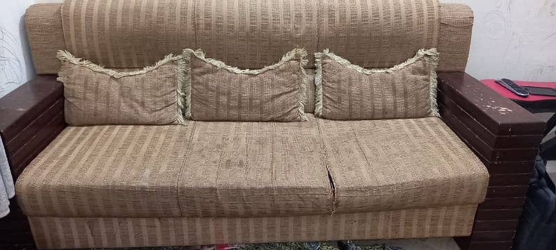 5 seater with table 3