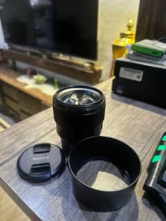 Sony 85mm f/1.8 FE