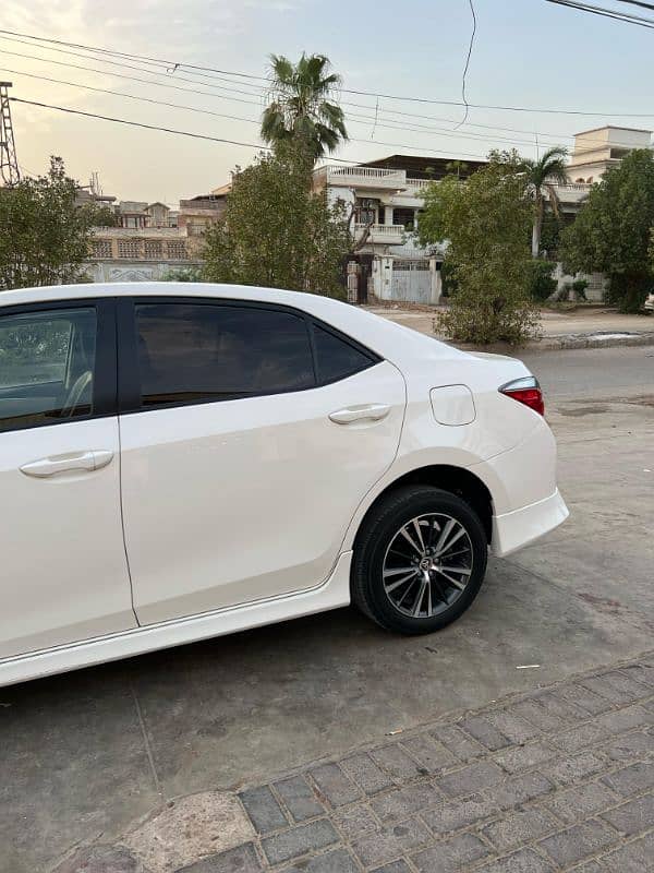 Toyota Corolla Altis 2022 5